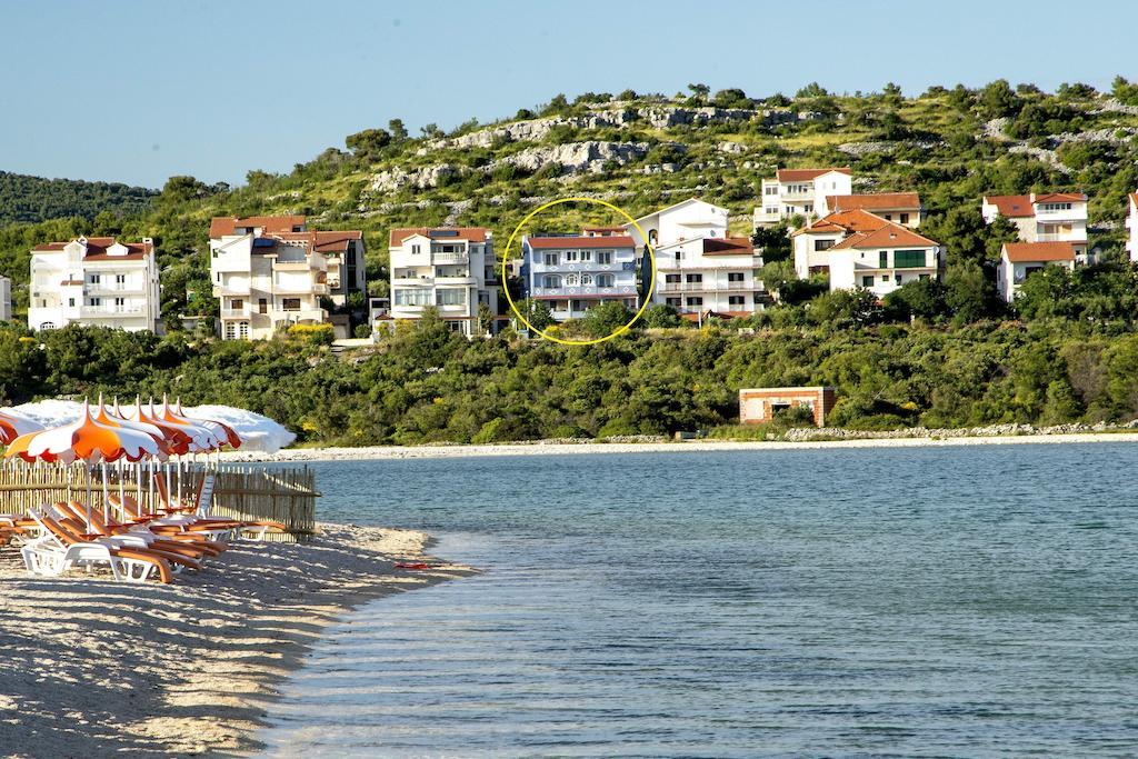 Apartments Peran Šibenik Oda fotoğraf